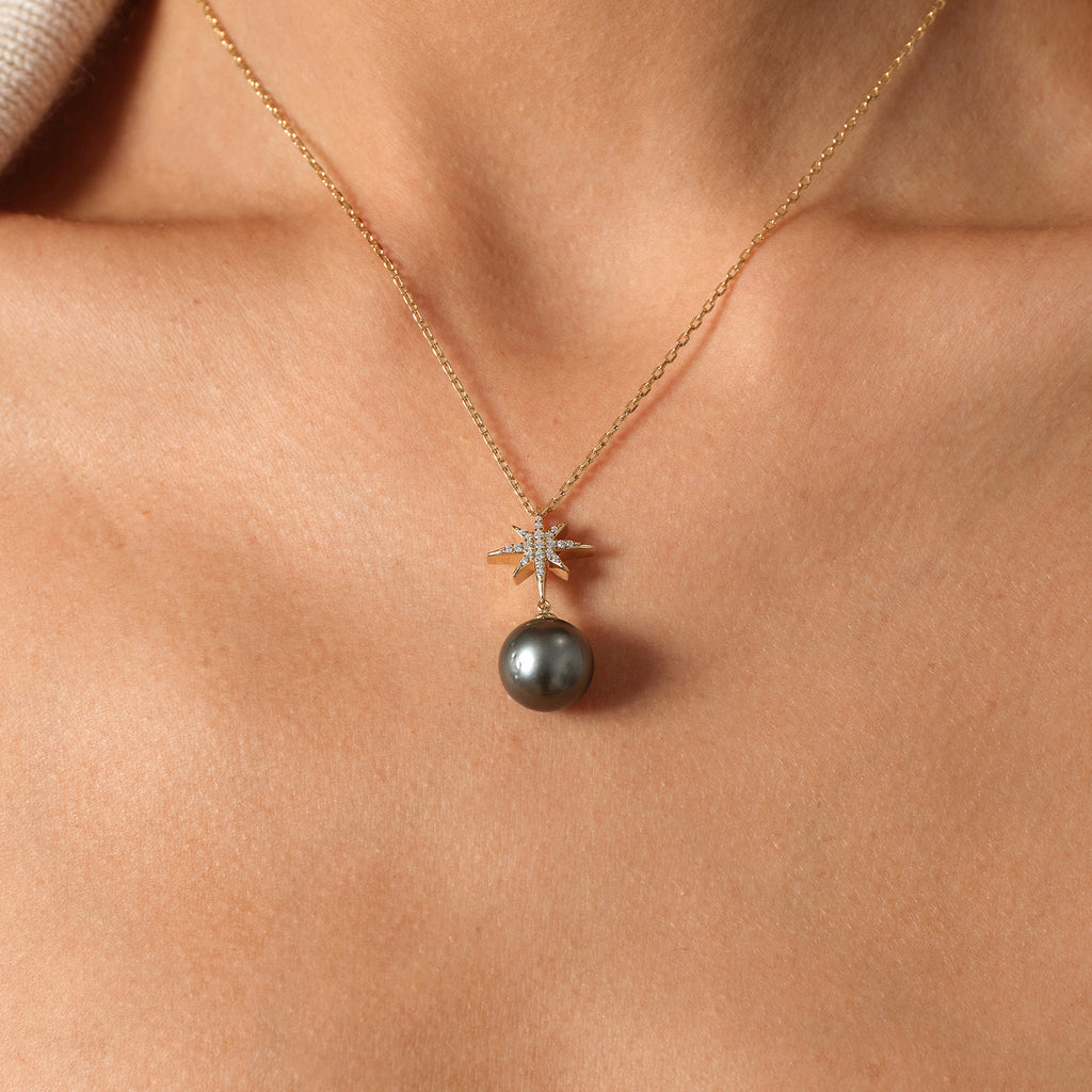 Aura Pearl PLN0062-SY Tahitian pearl starburst necklace worn