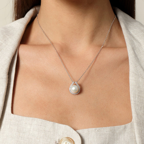 Aura Pearl PLN0237-SW Edison pearl necklace worn