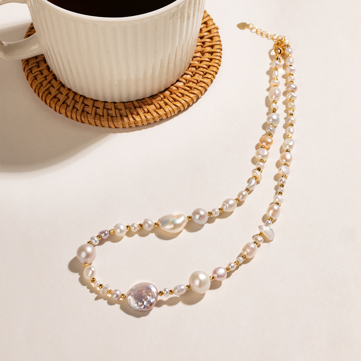 Freshwater baroque mixed pearl strand necklace detail view