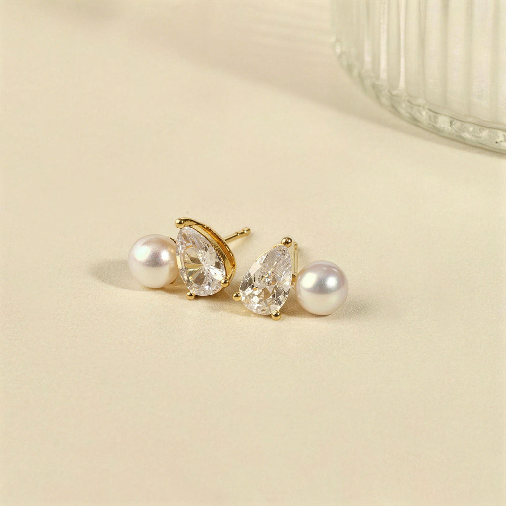 Freshwater pearl and pear-shaped cubic zirconia stud earrings yellow gold color specification card