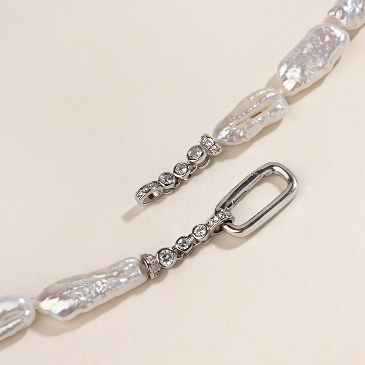 Close-up of the baroque freshwater pearl necklace connector detail