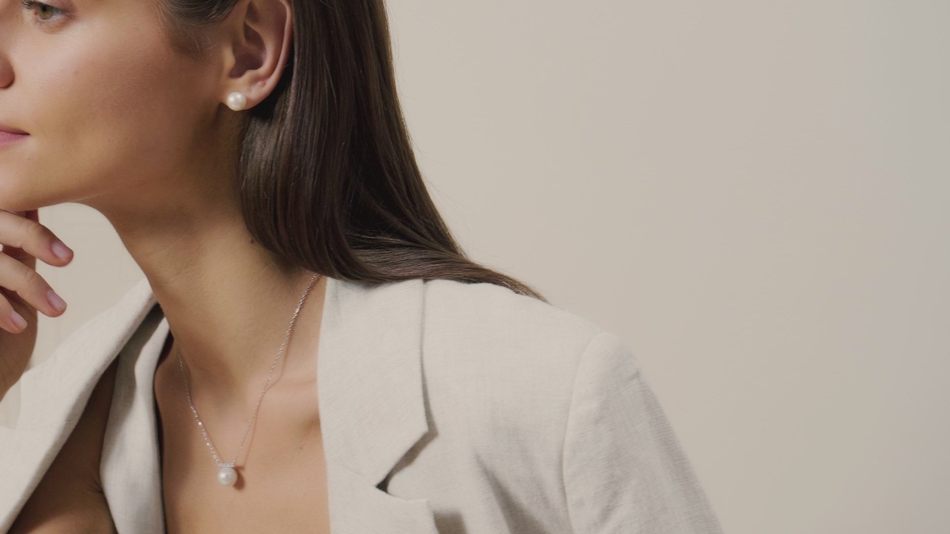 Aura Pearl PLN0139-SW Edison pearl bar pendant necklace video